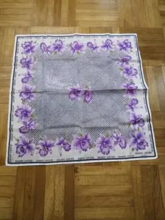 HARDY AMIES 花柄ハンカチ 42cmのサムネイル