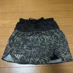 【JINGER】ランニングプリーツスカート　カーキ　Mサイズ JINGER】ウィメンズ マルチポケット付きランニングプリーツ