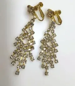 ゴールド　クリスタル　フリンジ　イヤリング