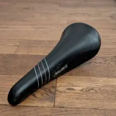 希少 アリアケジャガー２チャンピオン ピスト NJS刻印入りサドル 黒 美品！アリアケジャガー 2 チャンピオンピスト NJS サドル - メルカリ