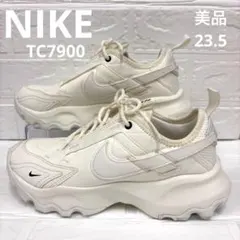 【美品】NIKE TC7900 ホワイトスニーカー23.5cm ナイキのサムネイル