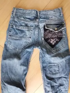 Item thumbnail for item f2e4bd7c-1c93-497e-8997-285ff11c8388