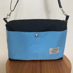 収納力あり★黒と水色の帆布生地　スクエアショルダー　ハンドメイド