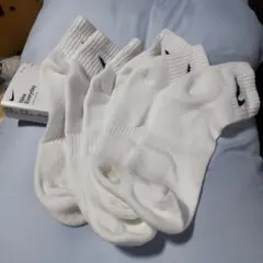 Nike Everyday ホワイトアンクルソックス サイズ25～27