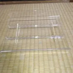 アクリル製多段ディスプレイスタンド