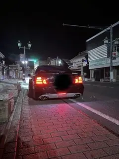 200クラウン 覆面パトカー トランクパトライト 警察グッズ - メルカリ