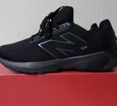 New Balance Fresh Foam 1440 ブラック 27cm 2E