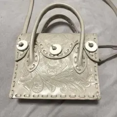 グレースコンチネンタル カービングトライブズ