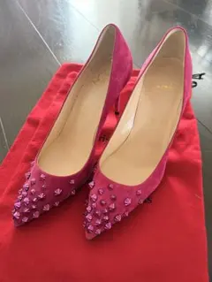 Christian Louboutin スタッズ パンプス ボルドー Christian Louboutin スタッズ パンプス ボルドー - メルカリ