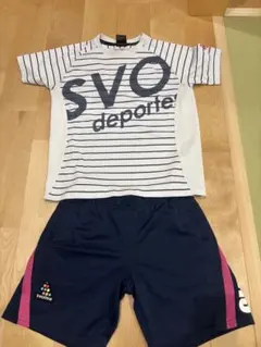 SVOLME サッカーウェア 上下セット 140〜150cmのサムネイル