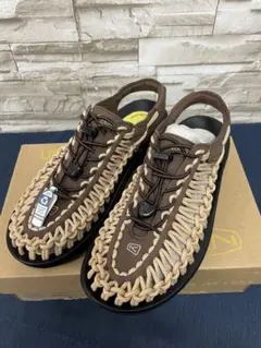 【新品未使用】KEEN UNEEK サンダル　26.5cm