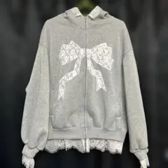 パーカー　レース付き