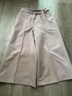 ピンク ワイドパンツ