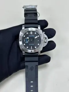 PANERAI 自動巻き時計 黒