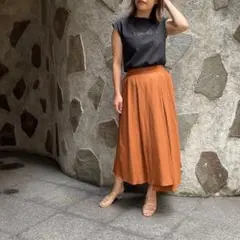 バックプリーツミディ丈スカート　relaxing.R