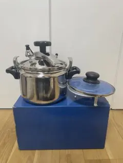 【未使用】ステンレス製両手圧力鍋 蒸し器付き　20cmのサムネイル
