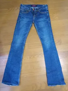 Item thumbnail for item 9d7abde6-eb55-4602-bba7-2498eafde0ba