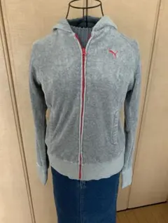 【USED】 プーマ PUMA パーカー ベロア Mサイズ ライトグレー