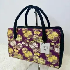 利休バック 和装用バッグ 、伊と忠 黒地に豪華な花柄刺繍 - メルカリ