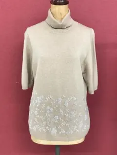 Item thumbnail for item 69cfb136-91e2-4080-8b92-70dc2cb3ee9d