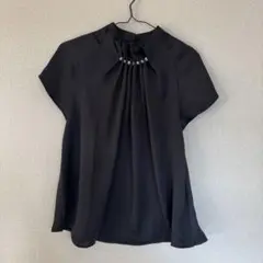ルイルエブティック　Sサイズ　パール　襟　ブラウス　黒　ブラック