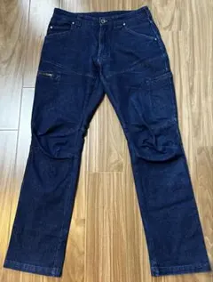 Item thumbnail for item a3589788-e4fd-4299-9c43-b9ca240f7000