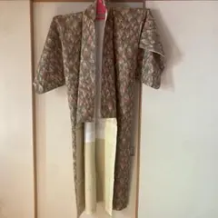 レディース着物　柄物　古着