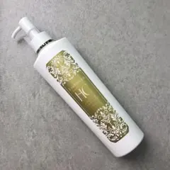新品 ララビュウ HC モイストクレンジングミルク 150ml ロングセラーのサムネイル