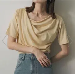 センスオブプレイス　ドレープTシャツのサムネイル