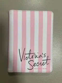 Victoria's Secret パスポートケース　ピンクと白のストライプ柄