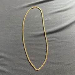 ゴールドチェーンネックレス