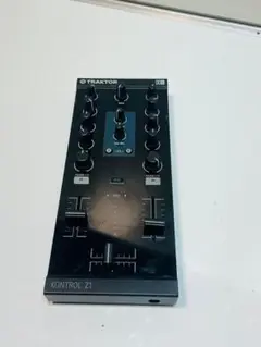 TRAKTOR KONTROL Z1 DJコントローラー本体(ジャンク扱い) mt0170614_m.jpg