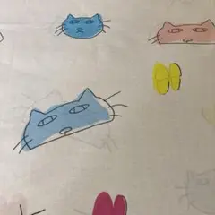 ねこ、かな？ねこだよね。