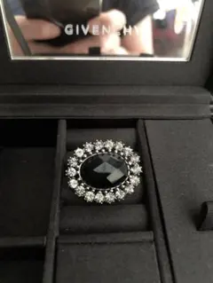 ⭐️お値下げ中【未使用】アンティーク調　ブローチ