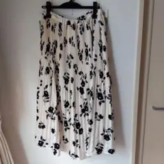 アズールバイマウジーフラワープリント ロングスカート