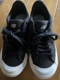 ニューバランス　レディース　スニーカー