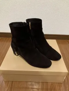 美品 シープスキン グリッターヒールショートブーツ23.5cm モードエジャコモ