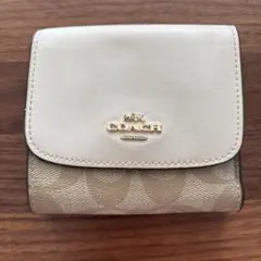 ぽ*♪様 COACH 三つ折り財布 ホワイト