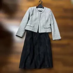 COMME CA ISM グレーショートジャケットと黒ドレスセット L