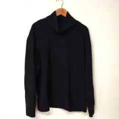 ハイネックリブニット