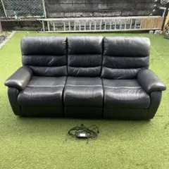 値下げしました！ニトリ　ビリーバー2 ニトリの電動リクライニングソファー ビリーバー2 入荷しました