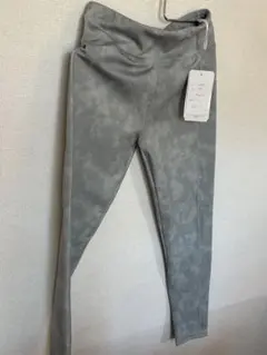 【新品未使用】グレー ヨガパンツ Mサイズ UV対策