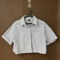 SHEIN 青と白のストライプ クロップドシャツ