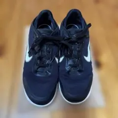 Nike ブラック スニーカー