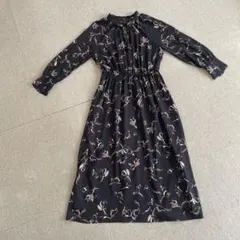 花柄長袖ワンピース　クードシャンス