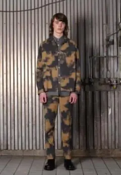 美品　シュナイダーマン sky　bleach pants トラウザーパンツ　総柄