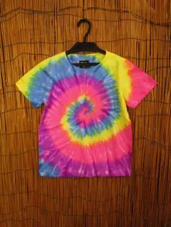 【１３０ｃｍ】⑩新品＊コットン素材＊キッズサイズ＊タイダイ染め＊半袖＊Ｔシャツ