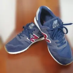 New Balance 373 ネイビー レッド スニーカー　26.5cmのサムネイル