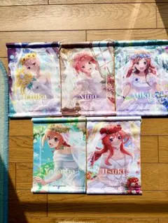 五等分の花嫁　ミニタペストリー　ウェディングドレスver. アニメイト