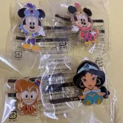 1. アブーズバザール ピンバッジ 4種 ディズニー 非売品